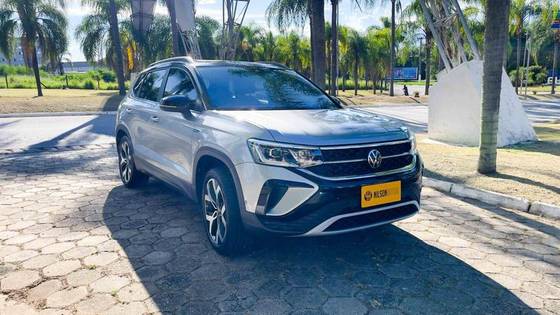VOLKSWAGEN TAOS 1.4 250 TSI TOTAL FLEX HIGHLINE AUTOMÁTICO